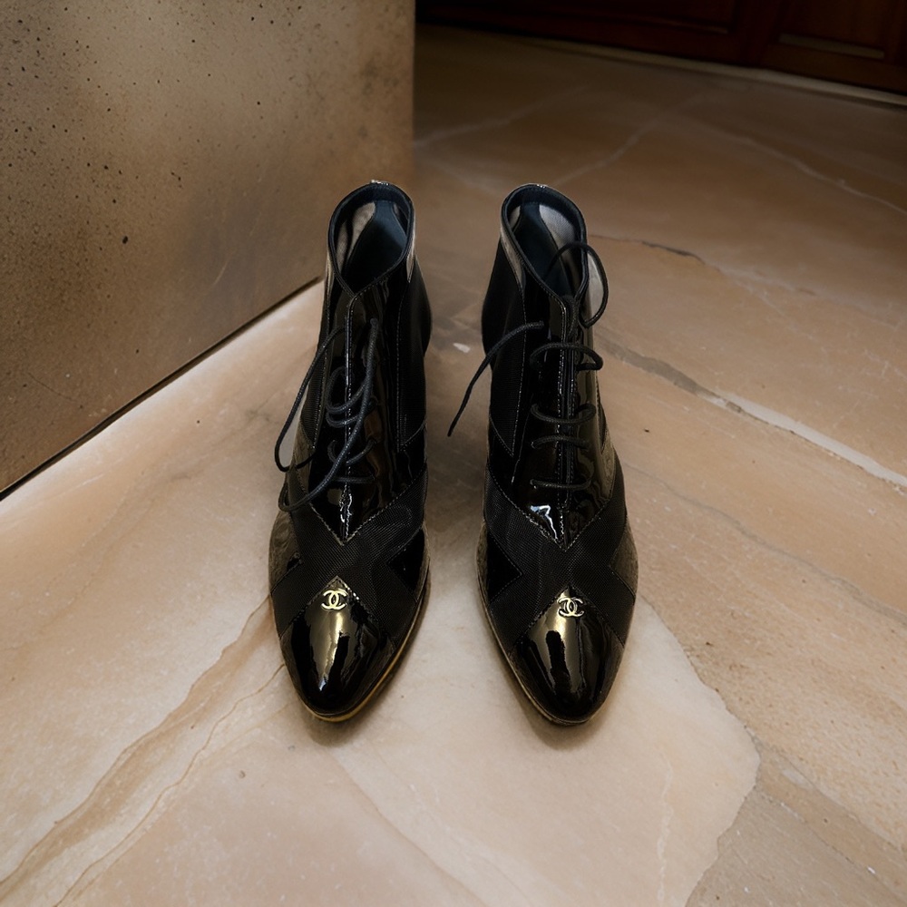 Chanel Lace up mesh patent leather boots